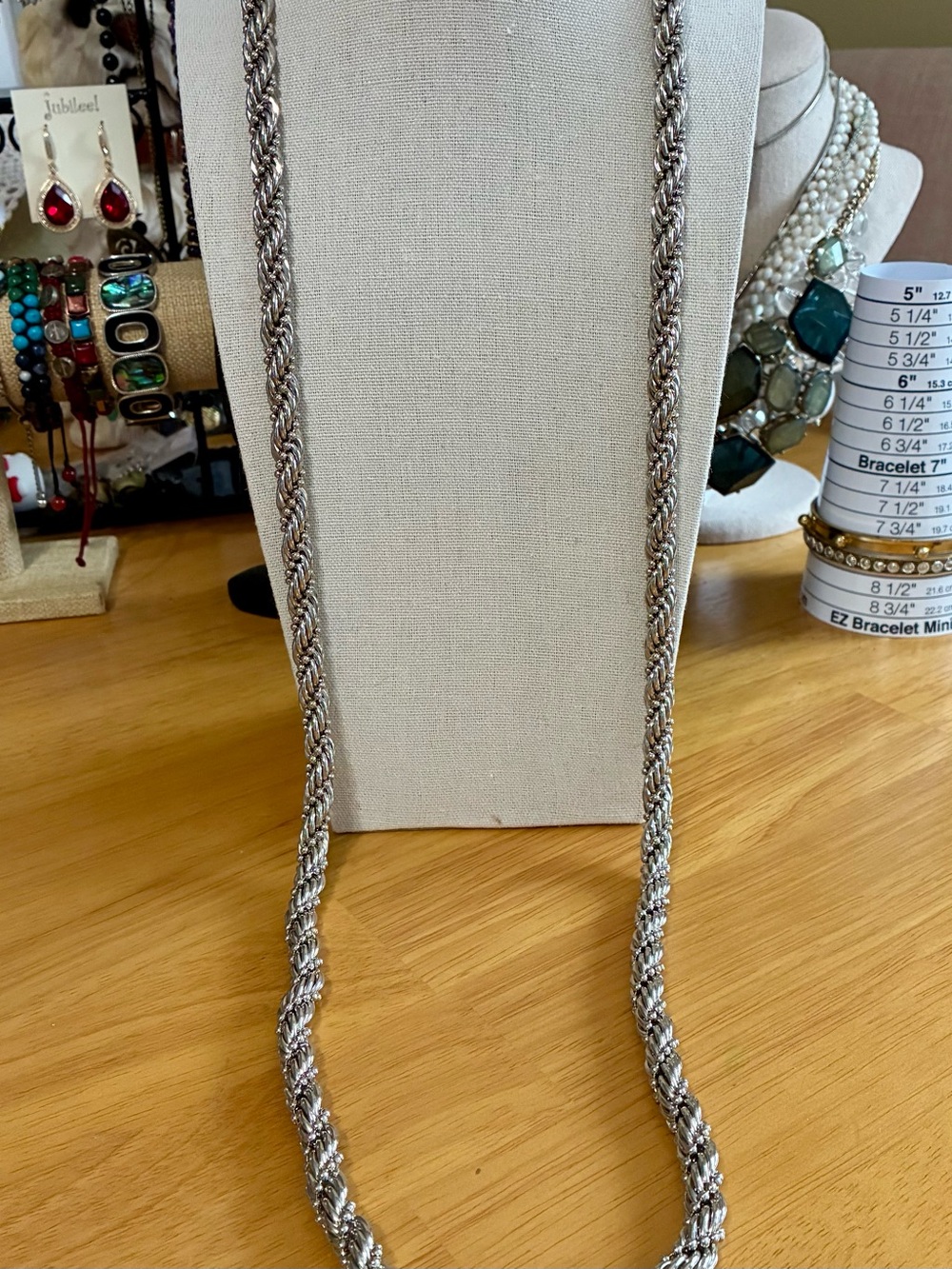 Silver-Tone Twisted Rope Necklace. - Picture 7 of 7